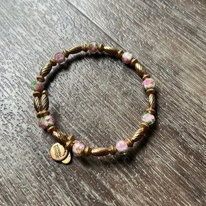 Stretch beaded bracelet